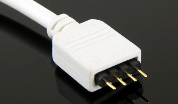 Rallonge câble avec connecteur 4 Broches pour Ruban Bande de LED