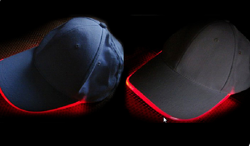 CASQUETTE LUMINEUSE LED. 3 réglages, 4 couleurs