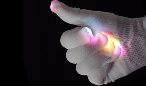 GANTS Lumineux LED, La lumière au bout des doigts !