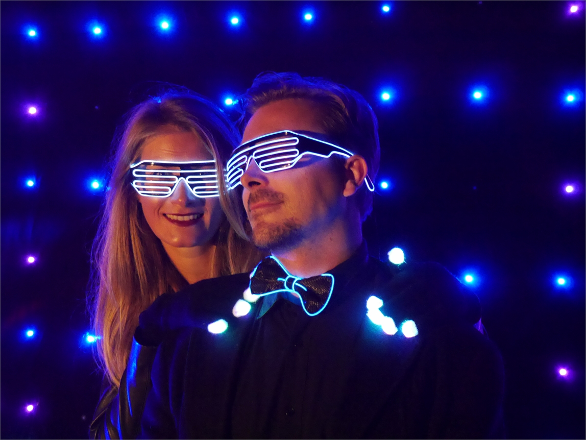 LUNETTES LED FUTURISTES